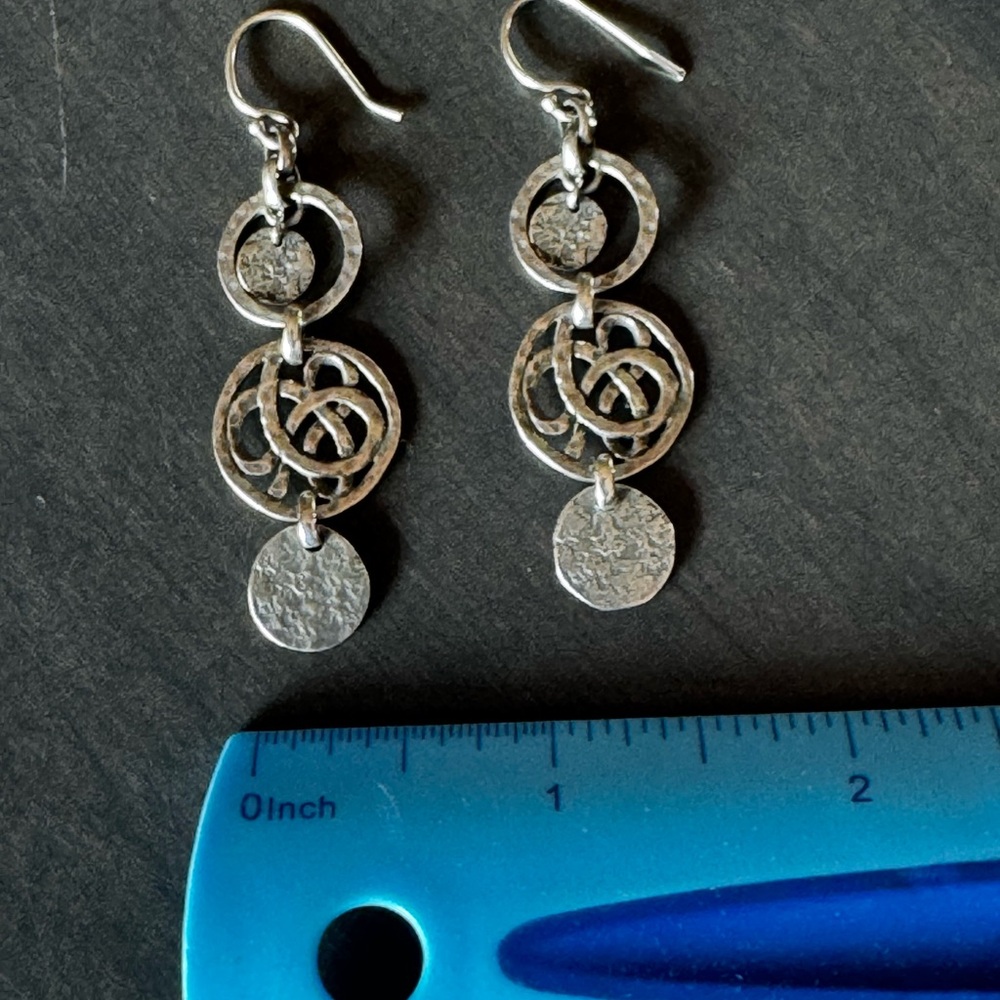 Silpada Earrings W2040 Sterling Silver Hammered Celtic Dangle Triple Disc Textur - Picture 6 of 7